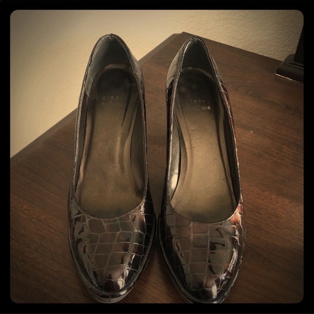 Stuart Weitzman Brown Crocodile Pattern Heels